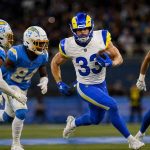 Why Joe Buck questions the hype around the Rams