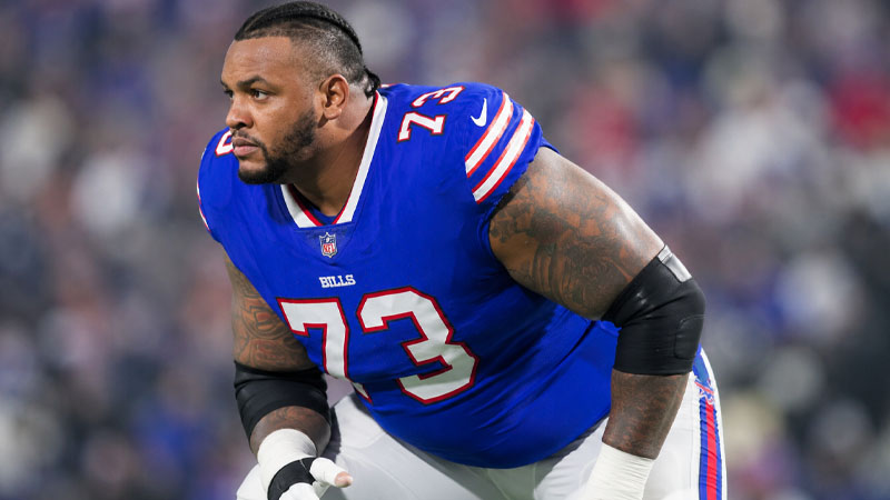 dion dawkins contract
