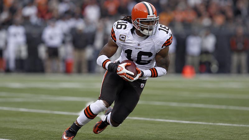 what does a kick returner do in the nfl