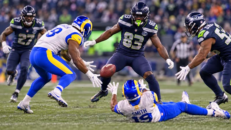 what is a muffed punt in nfl