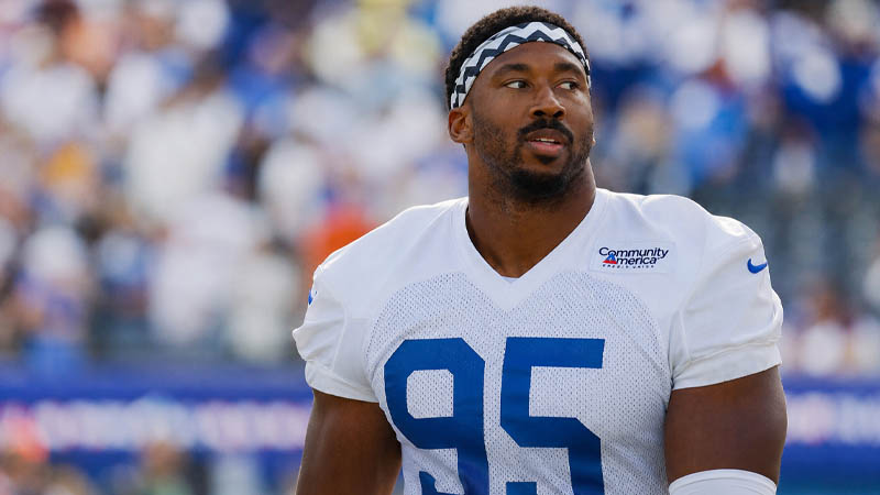 why is 'myles garrett trade' trending