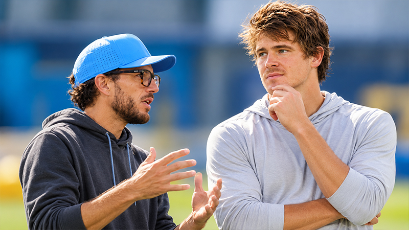 What Is Mike McDaniel Saying to Justin Herbert