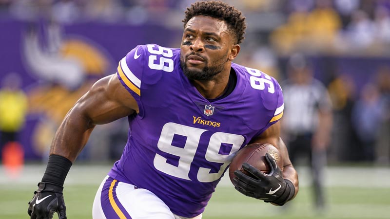 danielle hunter contract