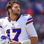 how much does Josh Allen weigh