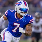 why do nfl players wear visors