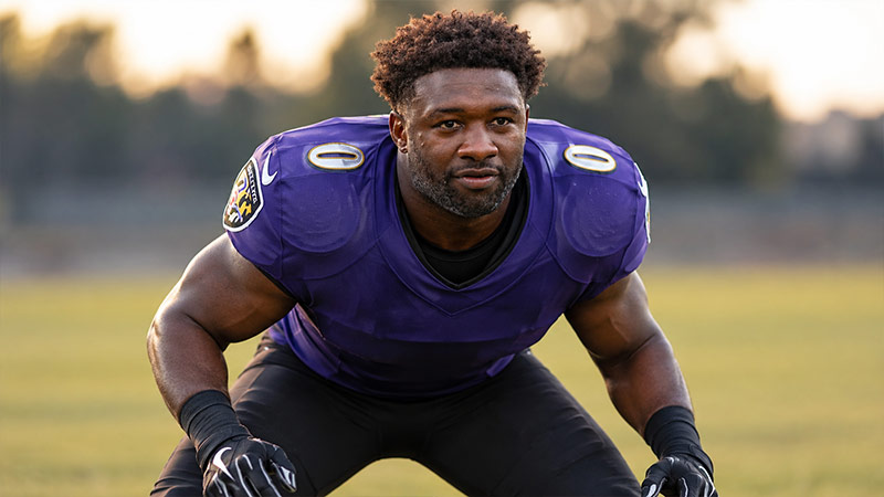 What Position Does Roquan Smith Play